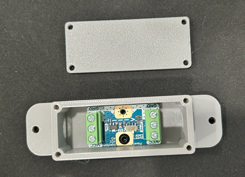 Quinled 3 wire data booster case