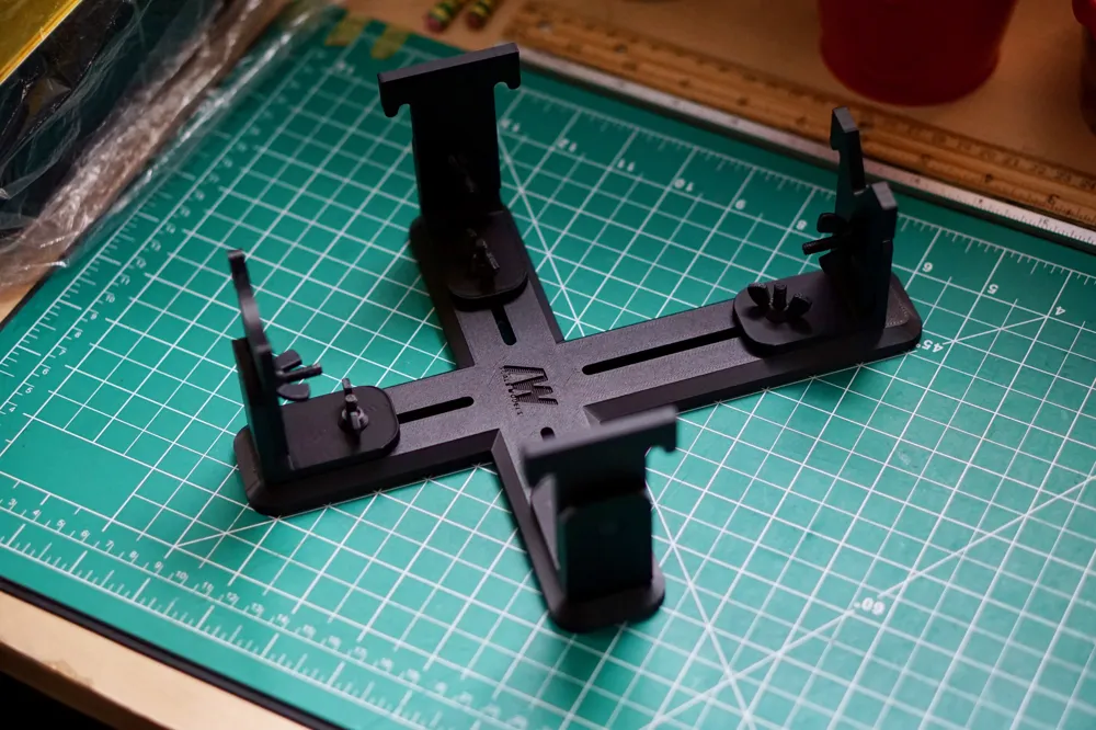 Adjustable Model Aircraft Building / Painting Jig - Free 3D Print Model ...