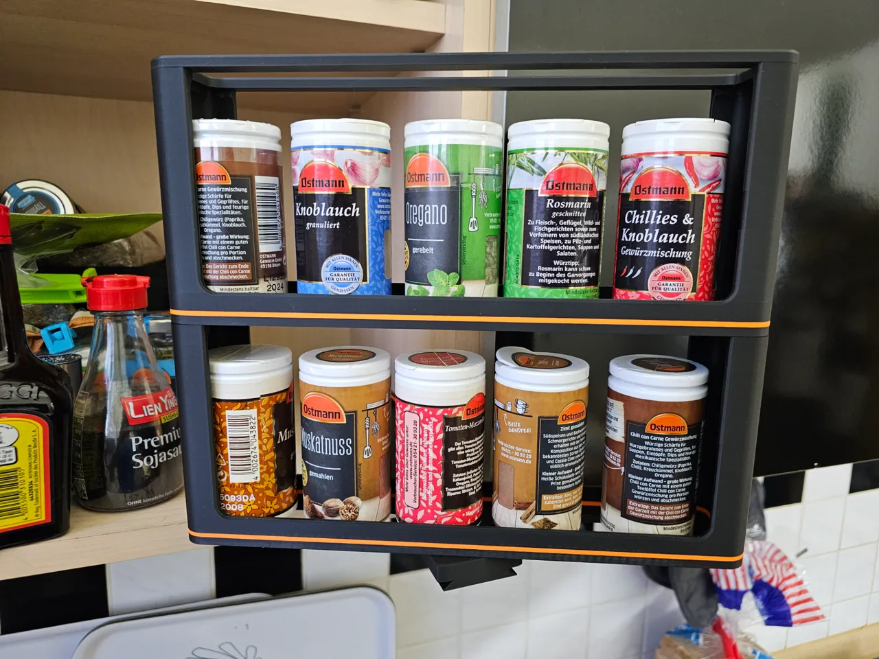 Design Spice Shelf view 3