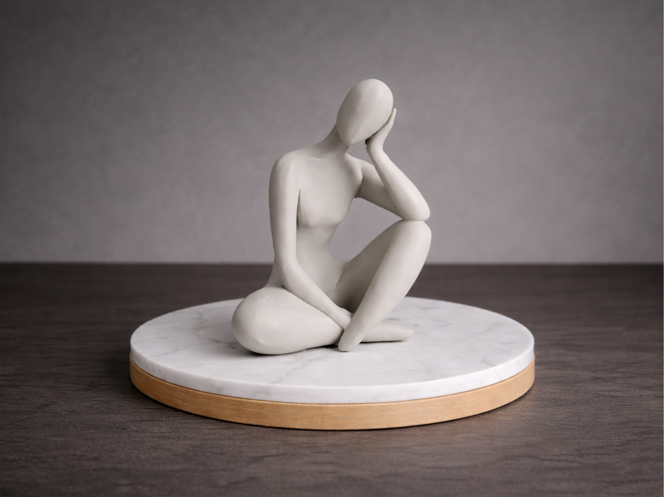 Sitting Abstract Figure – Modern Sculptural Art