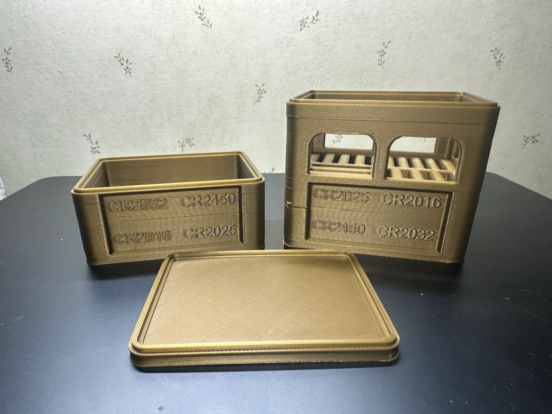 Miniatura 55 do modelo 3D 可堆叠啤酒箱 电池收纳箱 （51款常用电池，可定制各类电池尺寸）