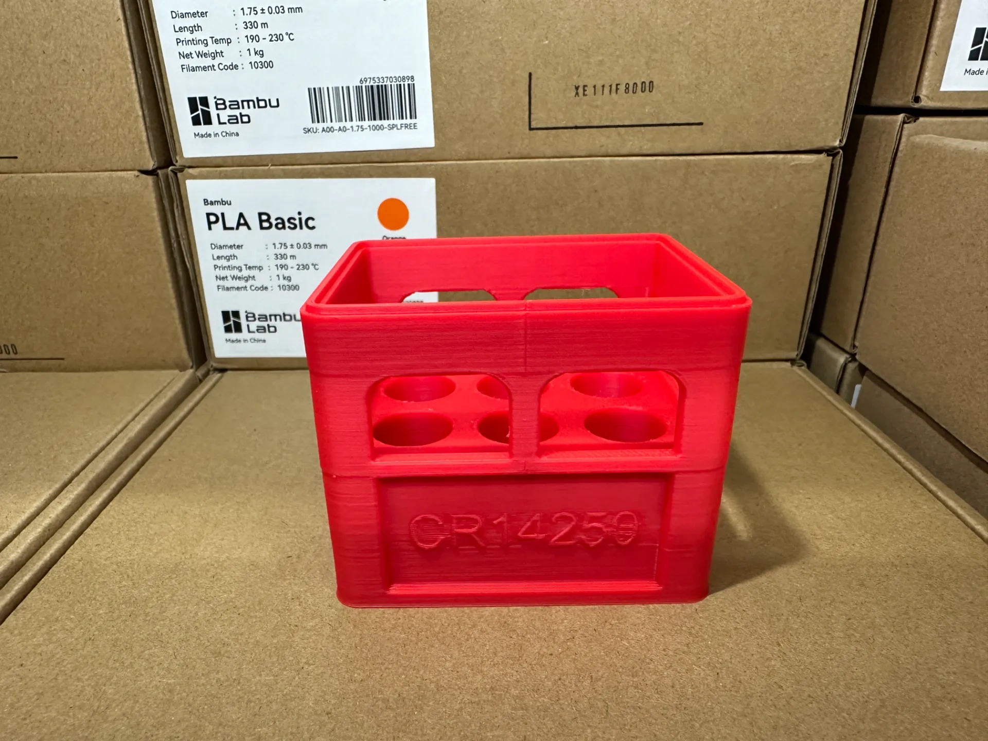 Miniatura 18 do modelo 3D 可堆叠啤酒箱 电池收纳箱 （51款常用电池，可定制各类电池尺寸）