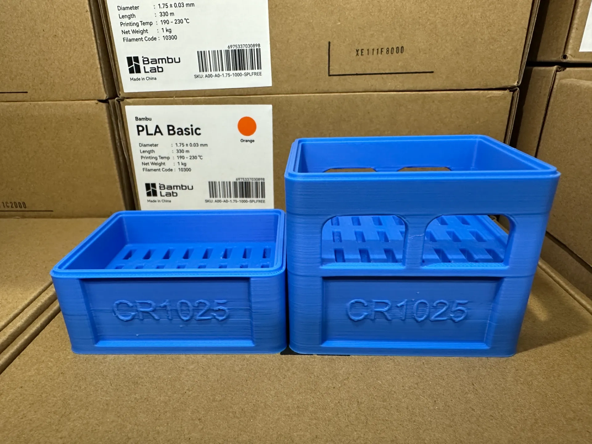Miniatura 35 do modelo 3D 可堆叠啤酒箱 电池收纳箱 （51款常用电池，可定制各类电池尺寸）