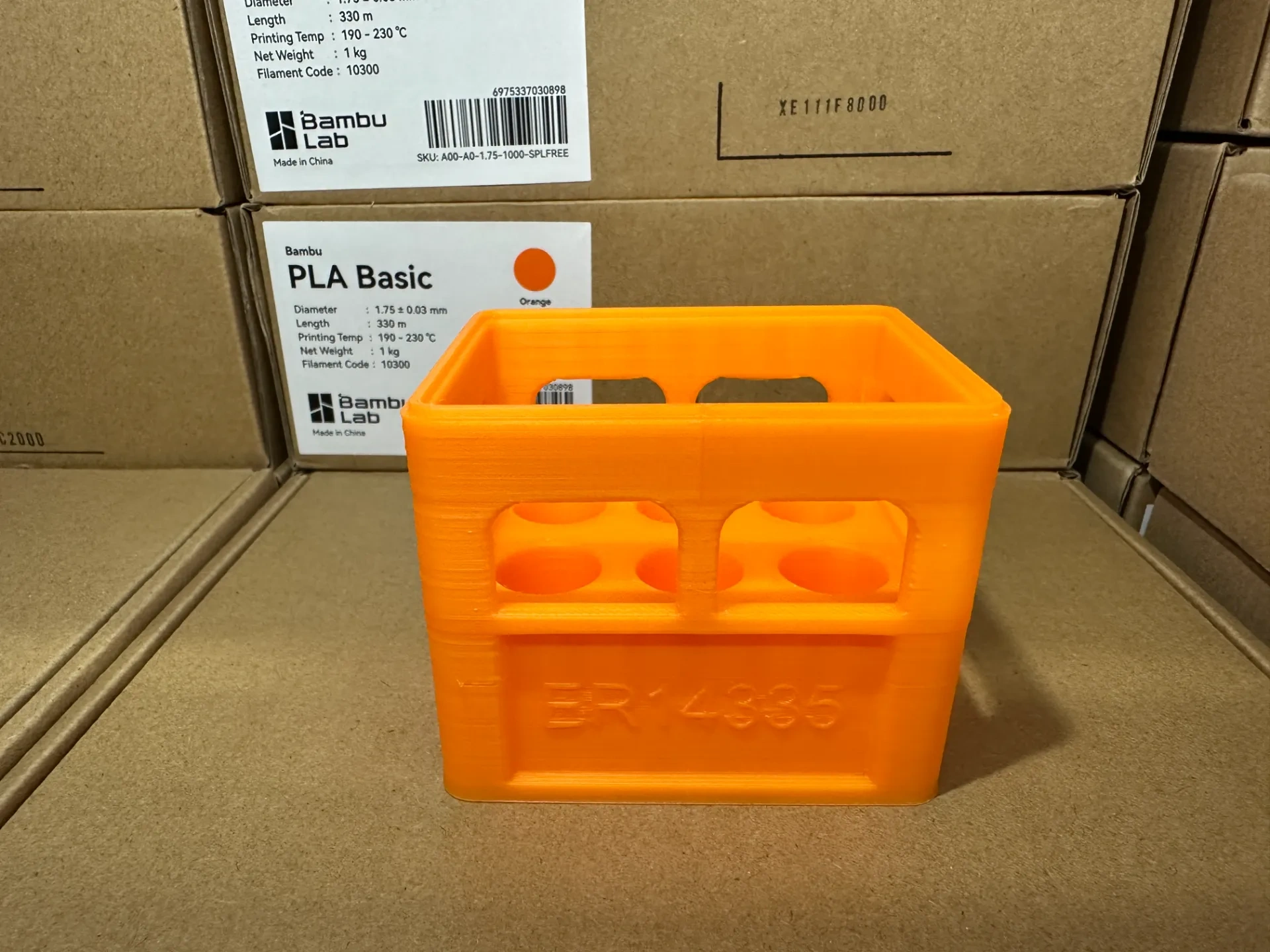 Miniatura 37 do modelo 3D 可堆叠啤酒箱 电池收纳箱 （51款常用电池，可定制各类电池尺寸）