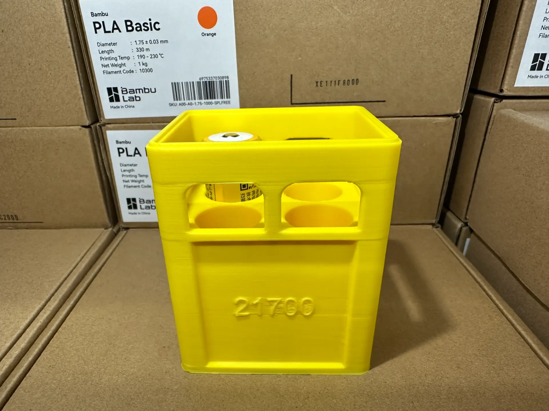 Miniatura 39 do modelo 3D 可堆叠啤酒箱 电池收纳箱 （51款常用电池，可定制各类电池尺寸）