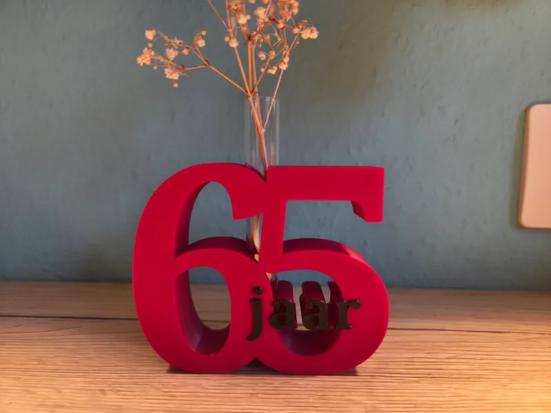 65 jaar verjaardag huwelijksjubileum
