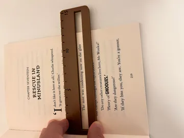 Modelo para impresión 3D: reading aid (ruler: cm/inch) — vista de referencia 5