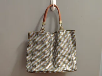 Flex Fabric Tote 锁子甲手提包
