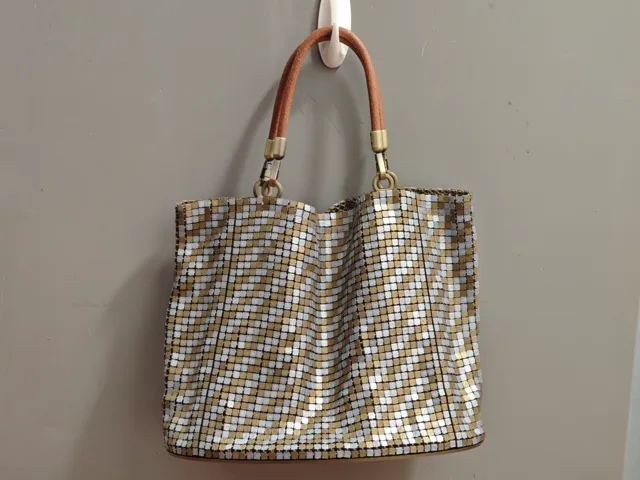 Flex Fabric Tote 锁子甲手提包