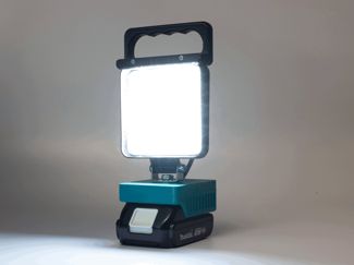 Portable LED work light for makita battery