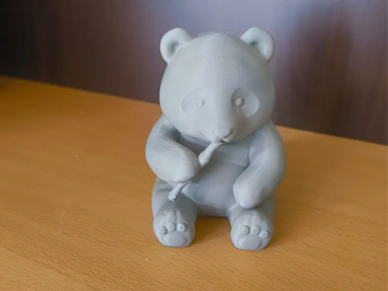Panda isst Bambus