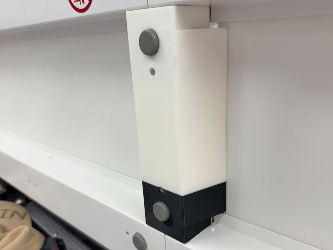 Vex V5 Field Vertical Center Extrusions