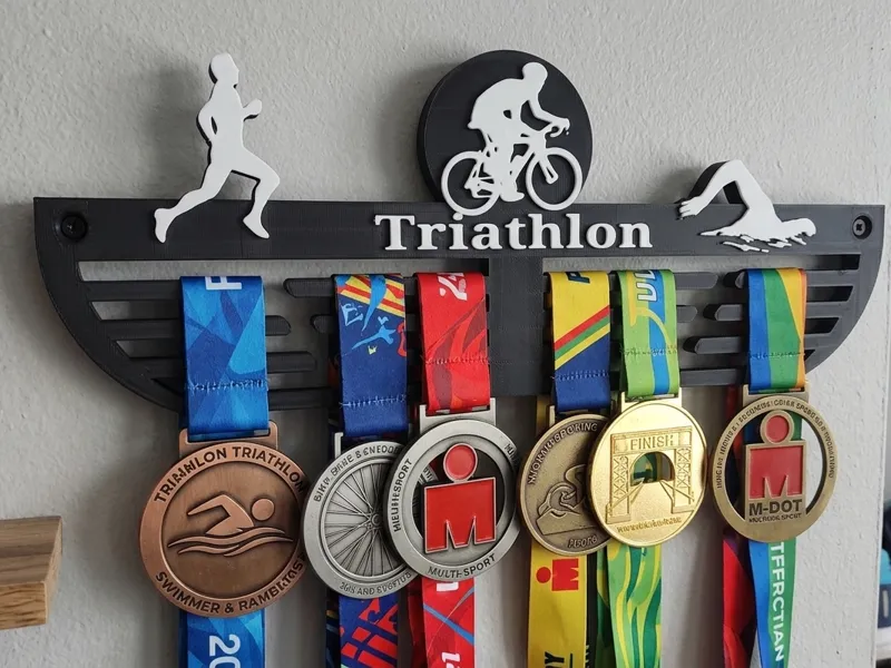 Medal hanger display for triathlon (no AMS)