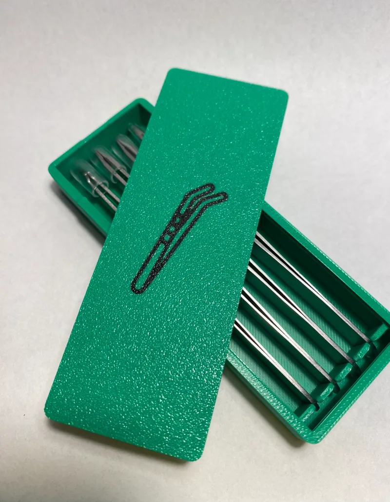 Tweezers box