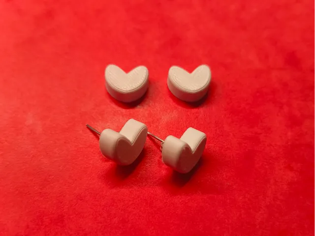 Heart stud earrings