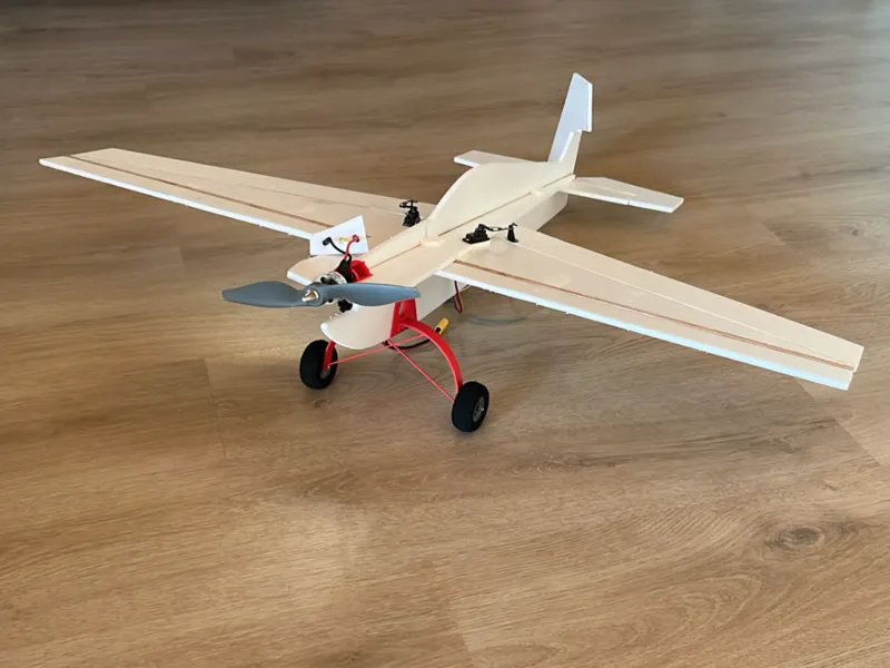 RC fixed landing gear