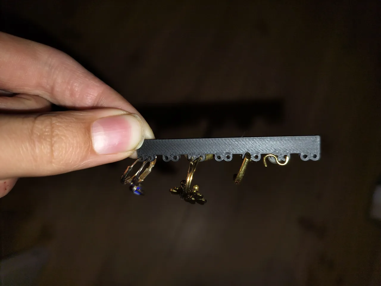 travel earring holder view 3