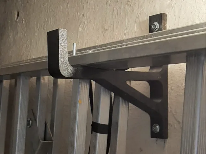 Tough ladder hanger