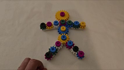 Gear Man – Strichmännchen mit Zahnrädern (Motorik)