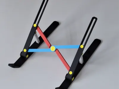 Foldable Laptop/tablet stand