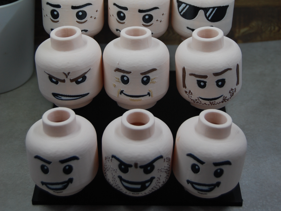 500% Brick Head Display Stand – Designer Organizer