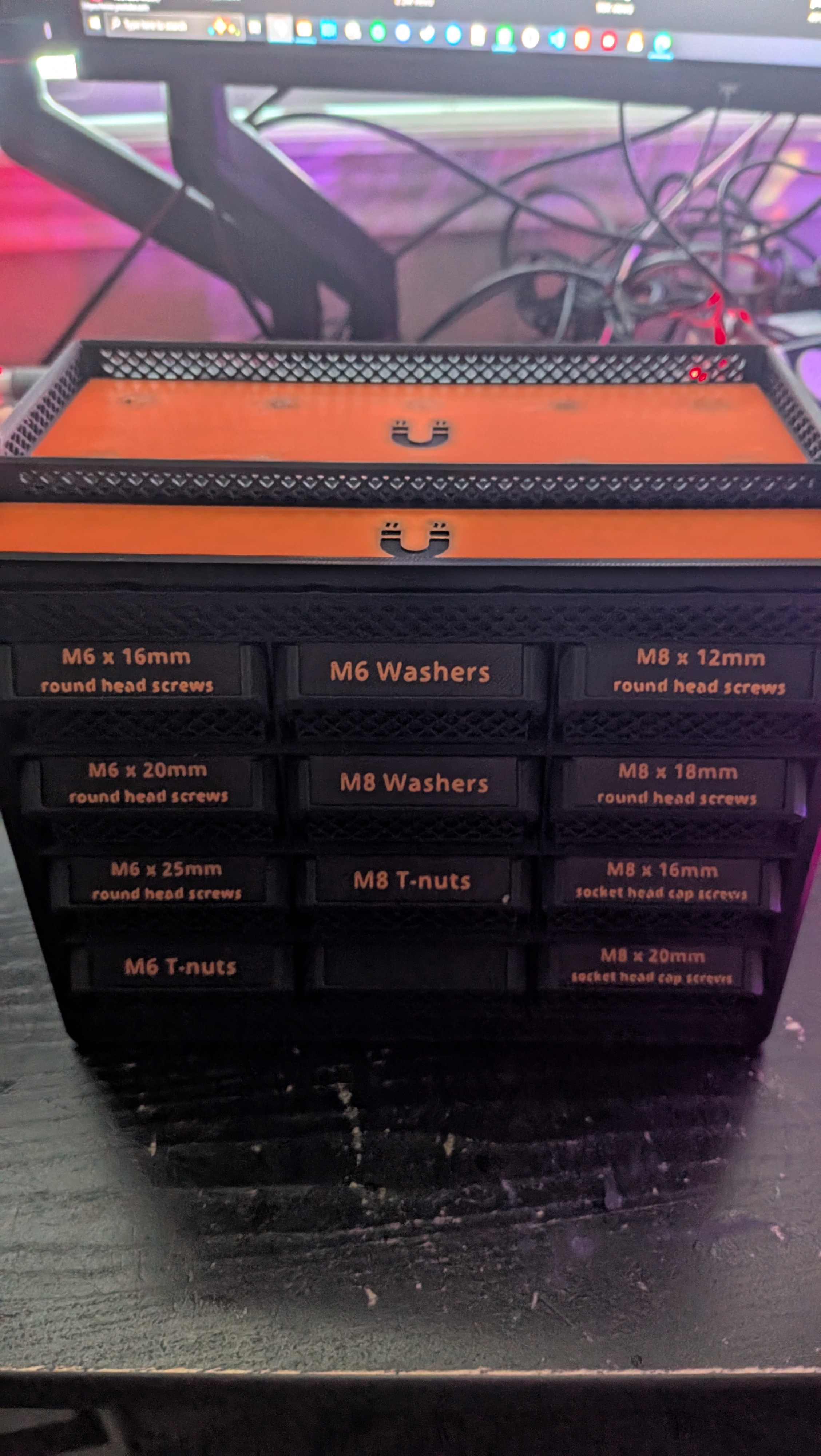 Miniatura 12 do modelo 3D Rugged Screw Unit - Gridfinity Hardware Storage