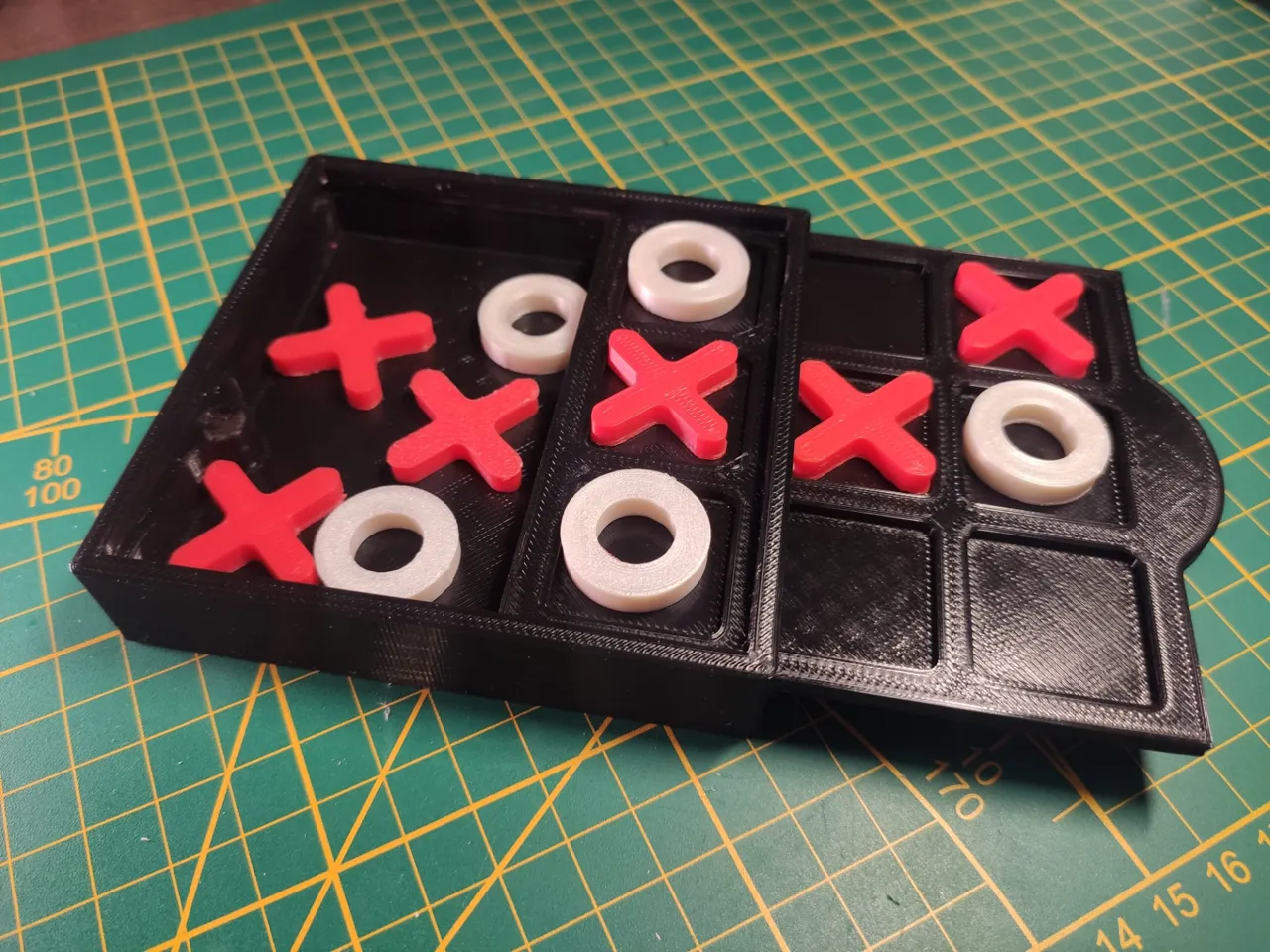 Tic Tac Toe travel view 2