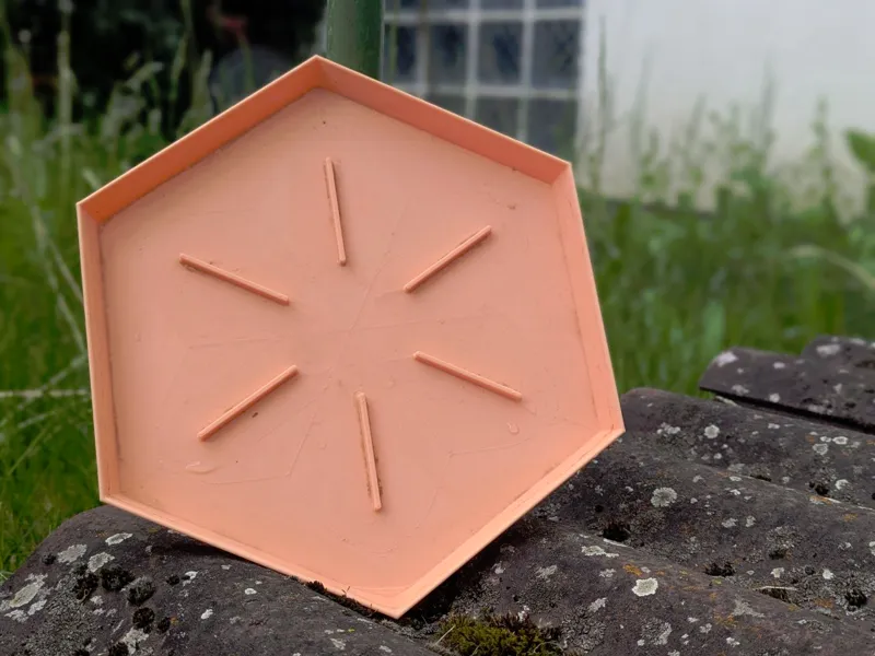 Hexagonal Pot saucer + buff elevation for drainage