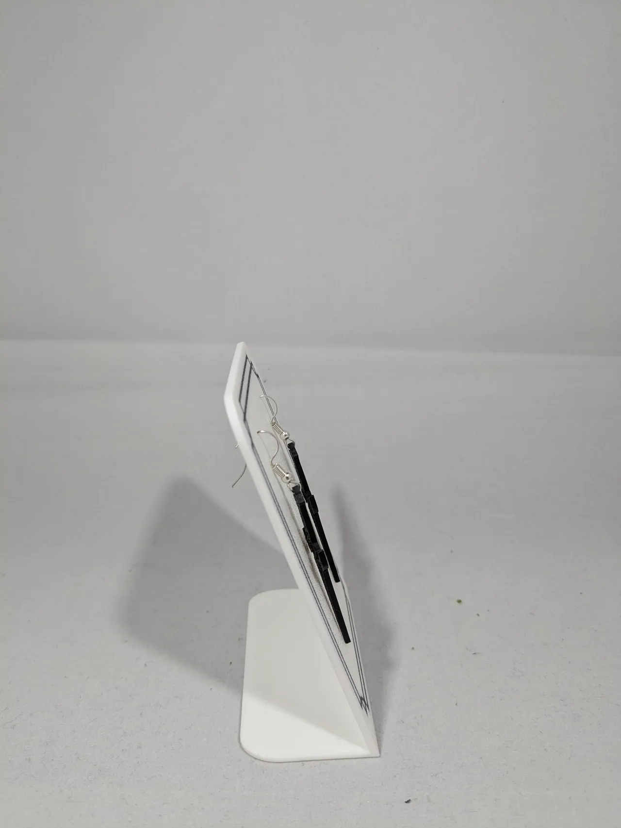Earring stand - multiple variants available view 4