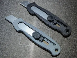 Utility Knife, Box Cutter for 18mm snap off blade 