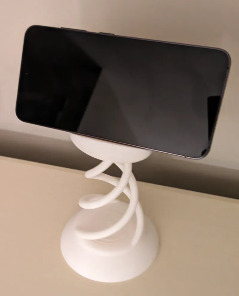 Twisted Phone Stand