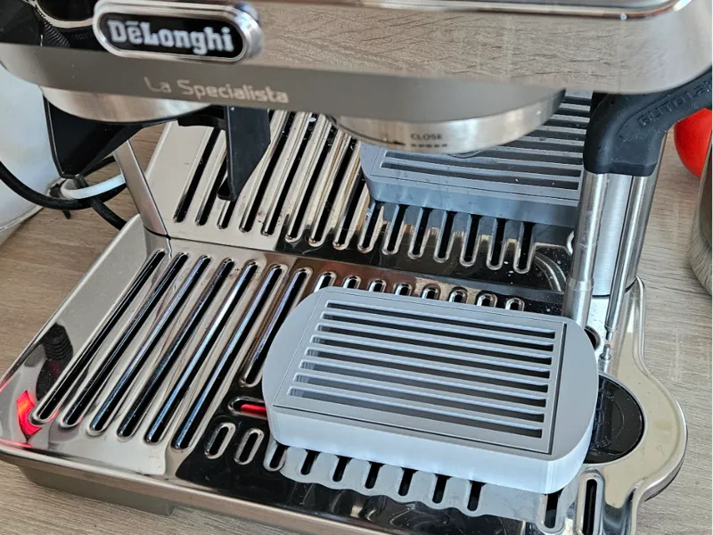 Delonghi Specialista Touch - Tassenablage