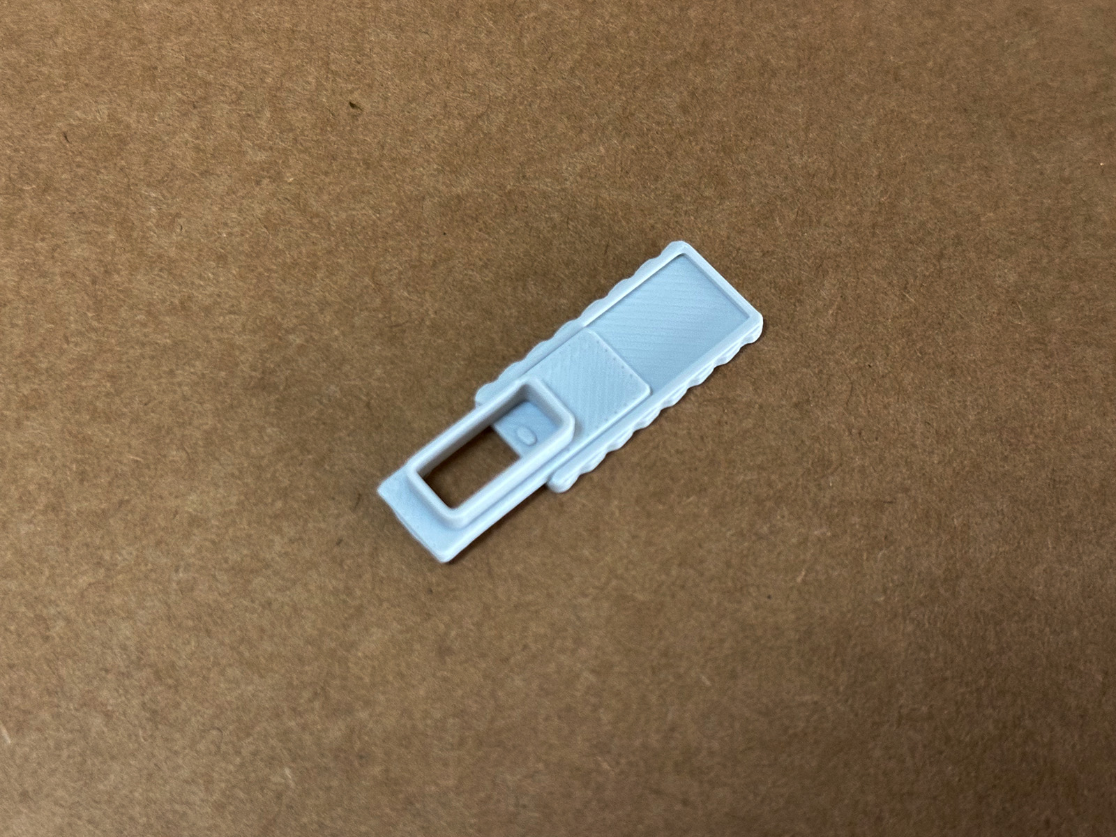 Miniatura 1 do modelo 3D USB滑动防尘盖/滑动开关/免移除/U盘口防尘盖
