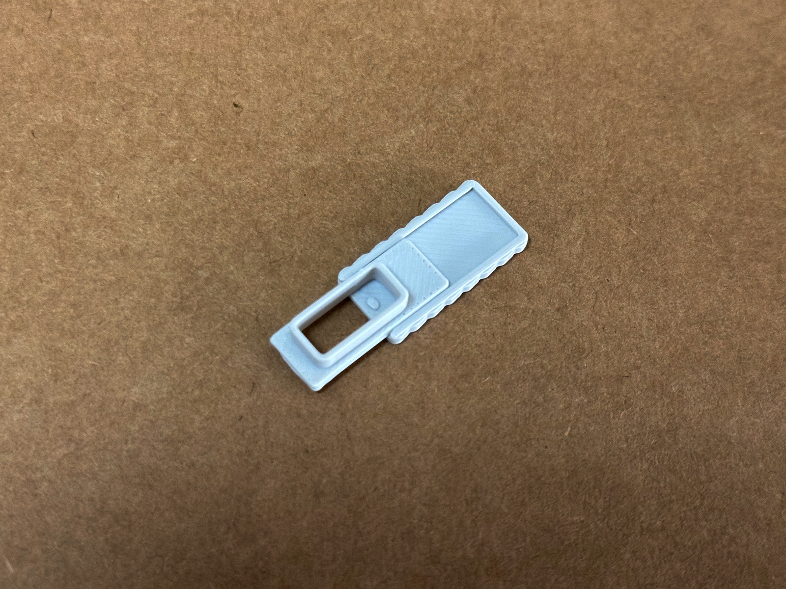 Miniatura 2 do modelo 3D USB滑动防尘盖/滑动开关/免移除/U盘口防尘盖