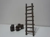 Échelle en bois pour figurines — photo 3
