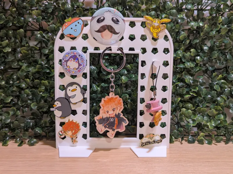 Keychain / Button / Pin Display Board