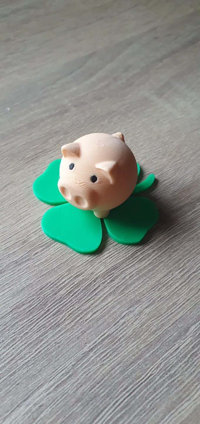 Glücksschwein m. Kleeblatt, Lucky pig 
