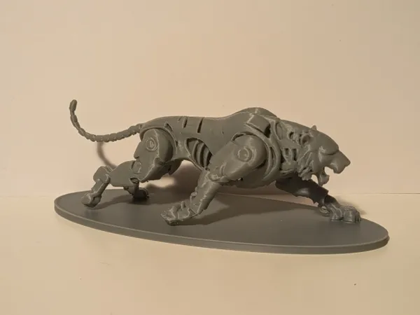 Tigre mécanique articulé
