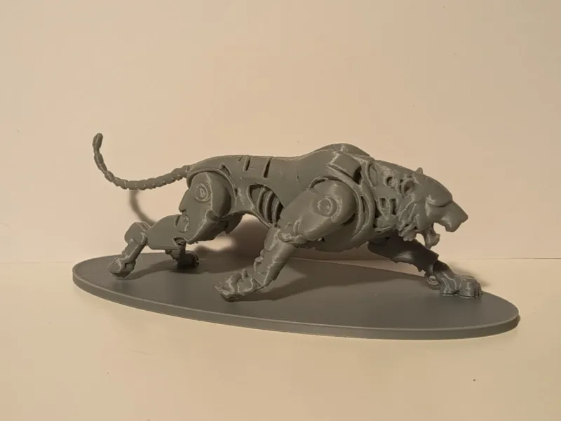 Mechanischer Tiger
