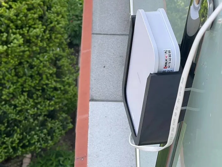 Pole mounting for Nokia Fastmile 5G 5G14-B