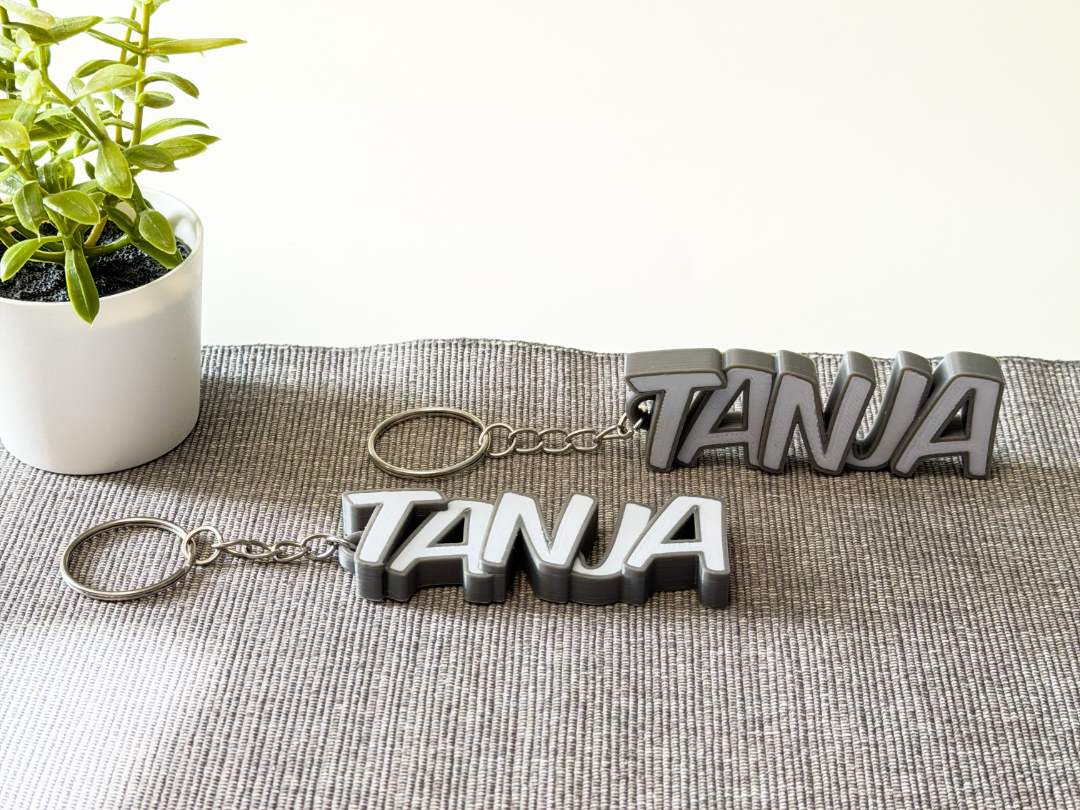 Schöner Schlüsselanhänger mit dem Namen Tanja