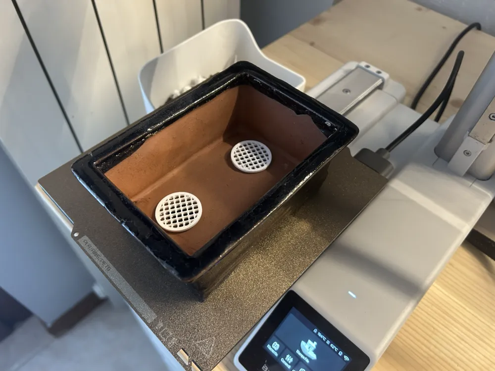 Parametric Bonsai Drainage Mesh – Round. - Free 3D Print Model - MakerWorld