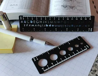 Multifuncional Stencil Ruler
