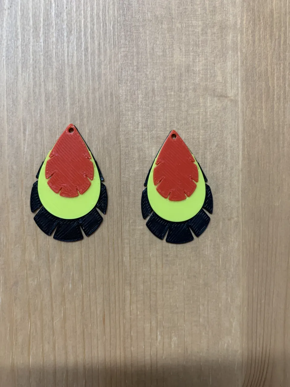 3 colour earrings view 2