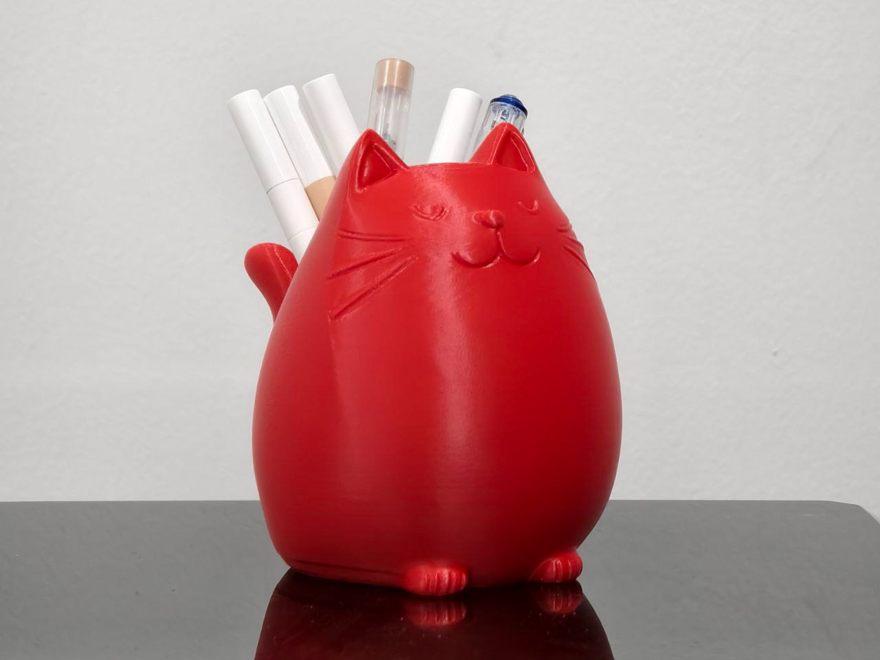 Chilling Cat Pen Holder
