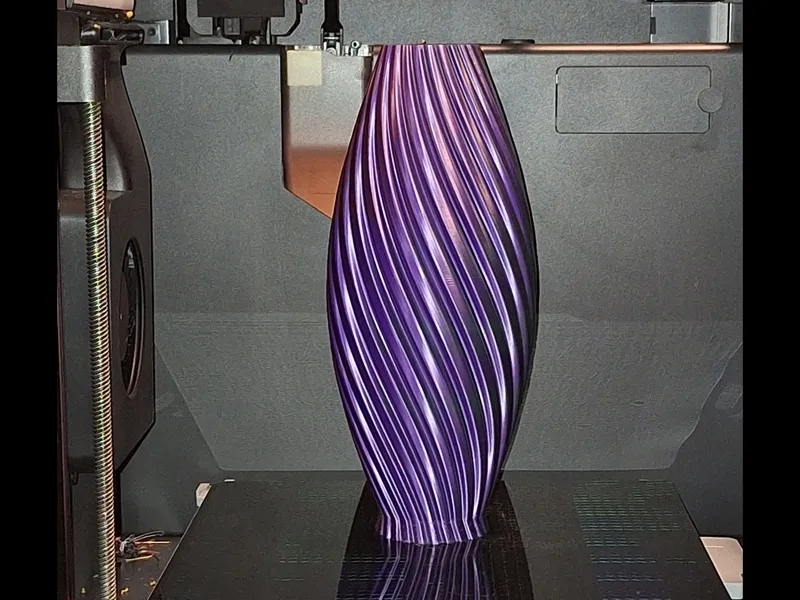 Ellipse Spiral Vase