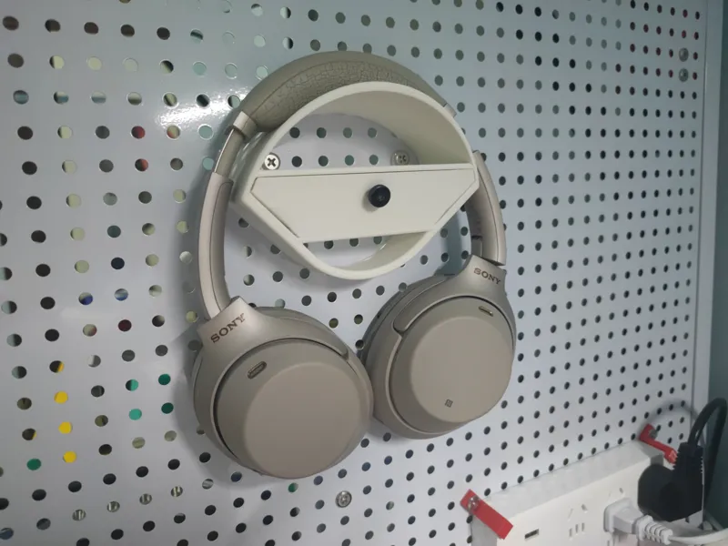 洞洞板耳机架（带抽屉）Pegboard headset stand (with drawer)