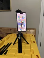 Very long screw for vertical phone orientation 215mm long