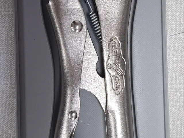Vice Grip gridfinity holder