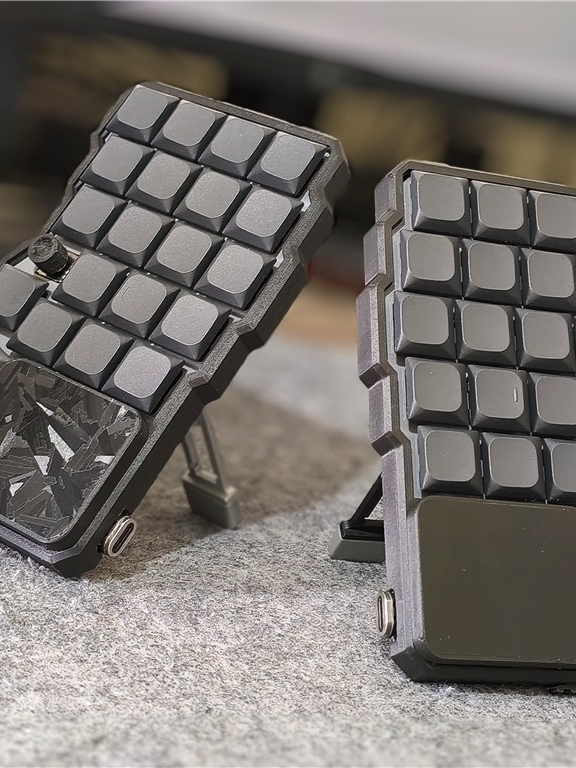 LaLapad Gen2 【組み立て済】 LaLapad Gen2 Keyboard Case - Free 3D Print Model - MakerWorld